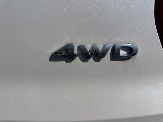 Used 2017 Ford Explorer XLT w/ Equipment Group 202A image 13