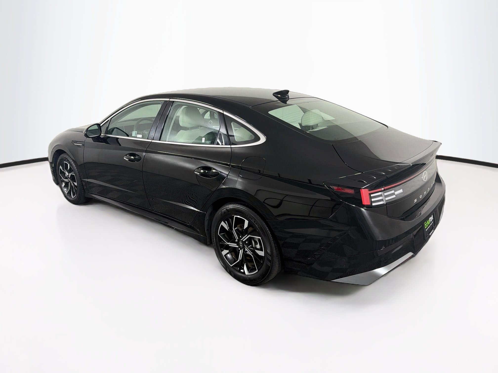 Used 2025 Hyundai Sonata SEL FWD image 5