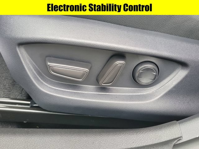Used 2026 Toyota Camry SE FWD image 23