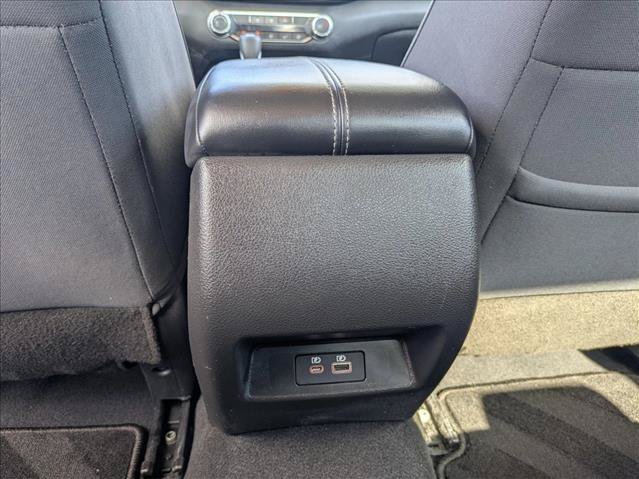 Used 2024 Nissan Altima 2.5 SV FWD image 16