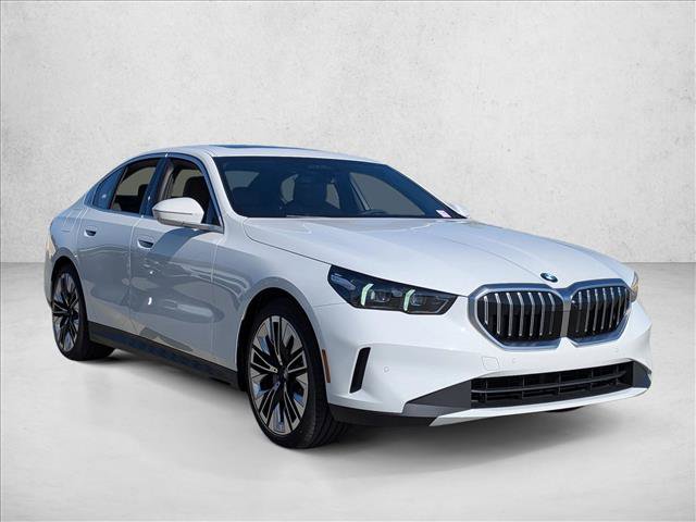 Used 2026 BMW 530i RWD image 7