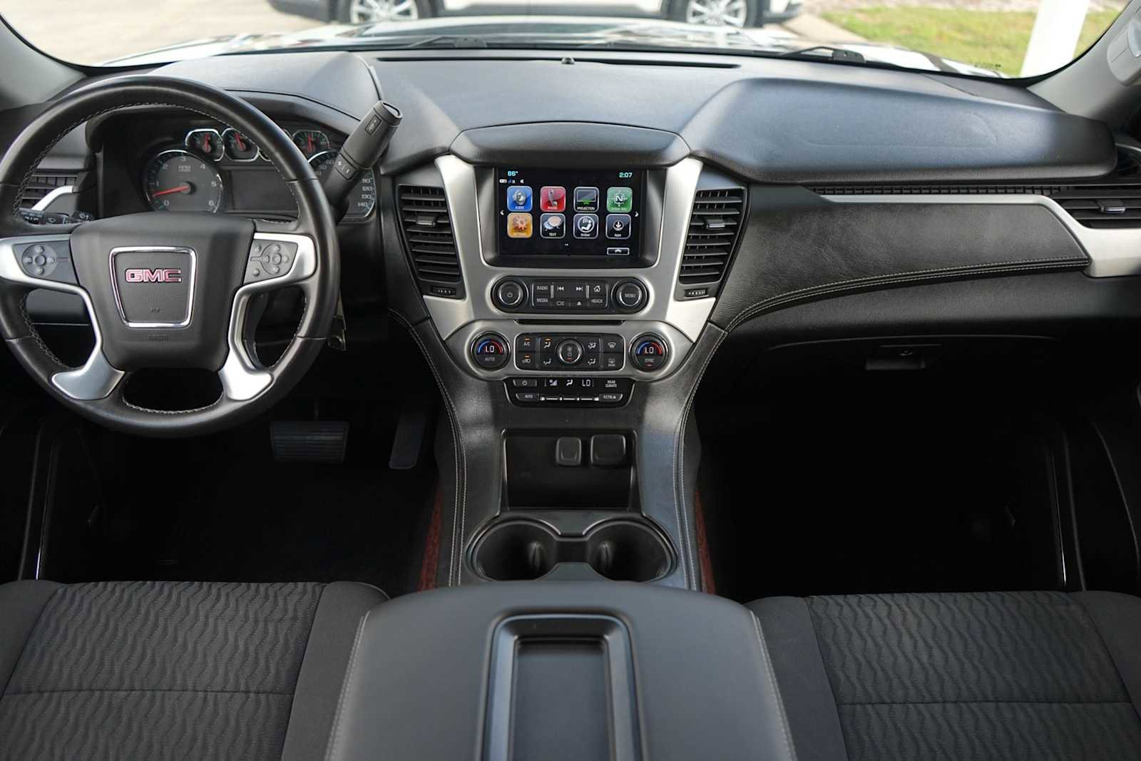 Used 2018 GMC Yukon SLE w/ Convenience Package image 10