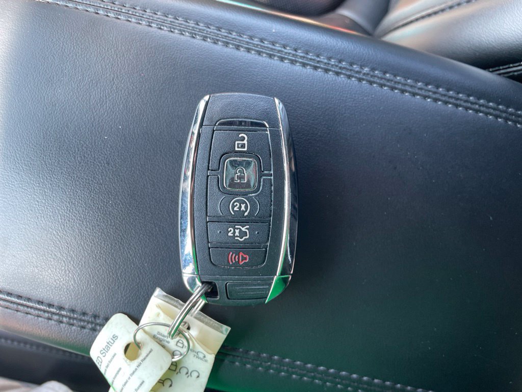 Used 2017 Lincoln MKC Select w/ Select Plus Package FWD image 24