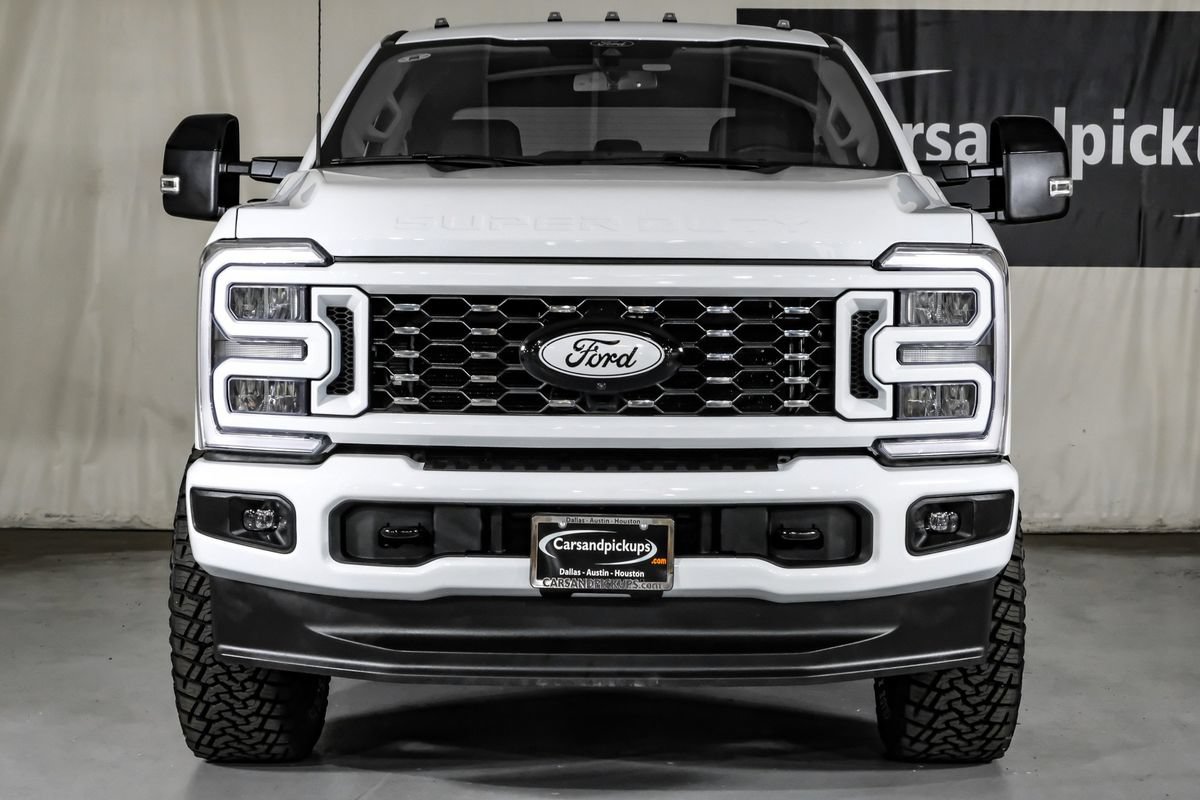 Used 2026 Ford F350 Lariat AWD/4WD image 3
