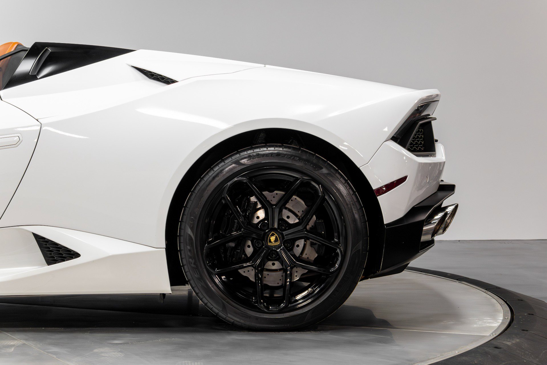 Used 2019 Lamborghini Huracan LP 580-2 image 30