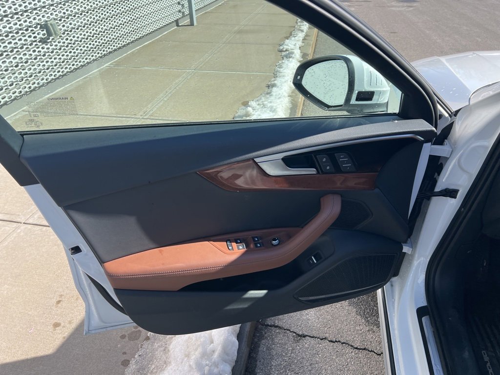 Used 2023 Audi A4 2.0T allroad Premium Plus w/ Premium Plus Package image 51