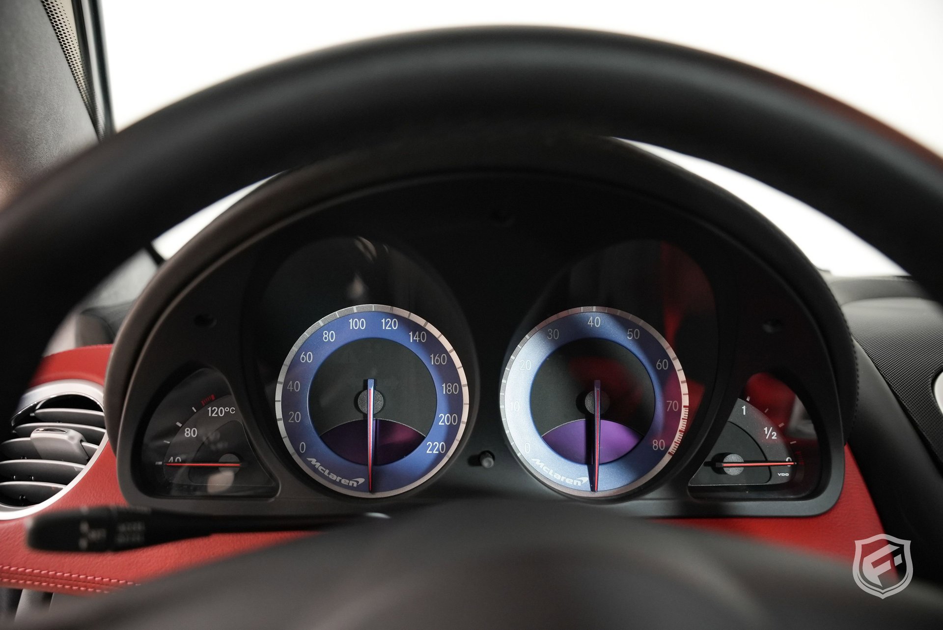 Used 2005 Mercedes-Benz SLR 2dr Cpe 5.5L image 24