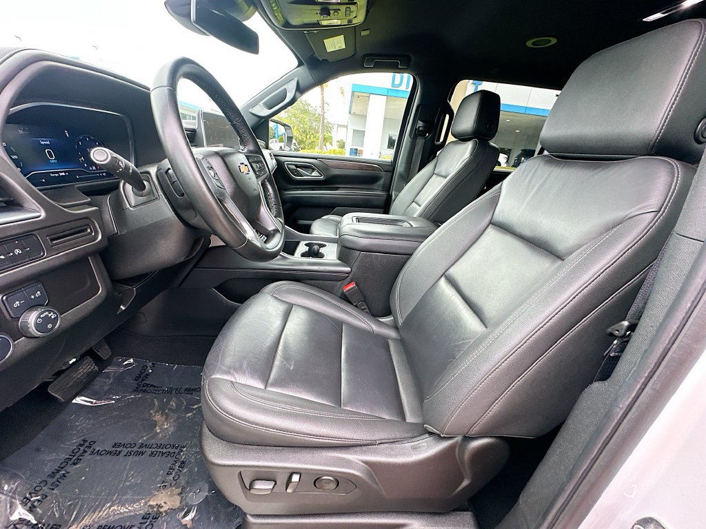 Used 2024 Chevrolet Suburban LT AWD/4WD image 21