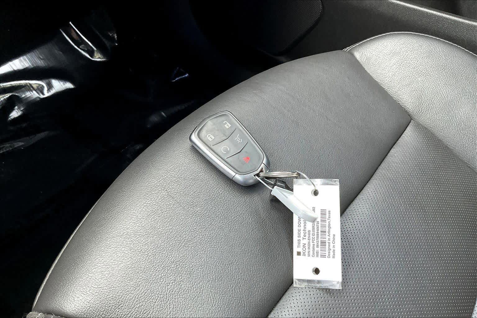 Used 2022 Cadillac XT6 Premium Luxury w/ Technology Package image 11