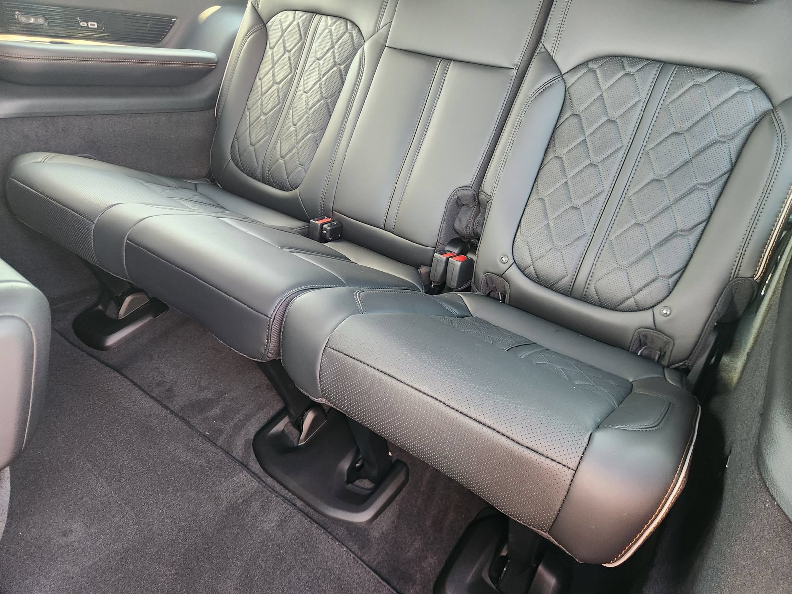 New 2026 Jeep Grand Wagoneer Summit AWD/4WD image 23