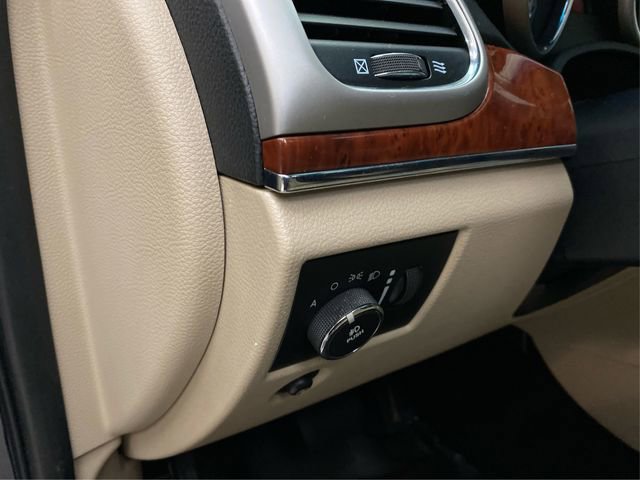 Used 2012 Jeep Grand Cherokee Limited w/ Trailer Tow Group IV image 22