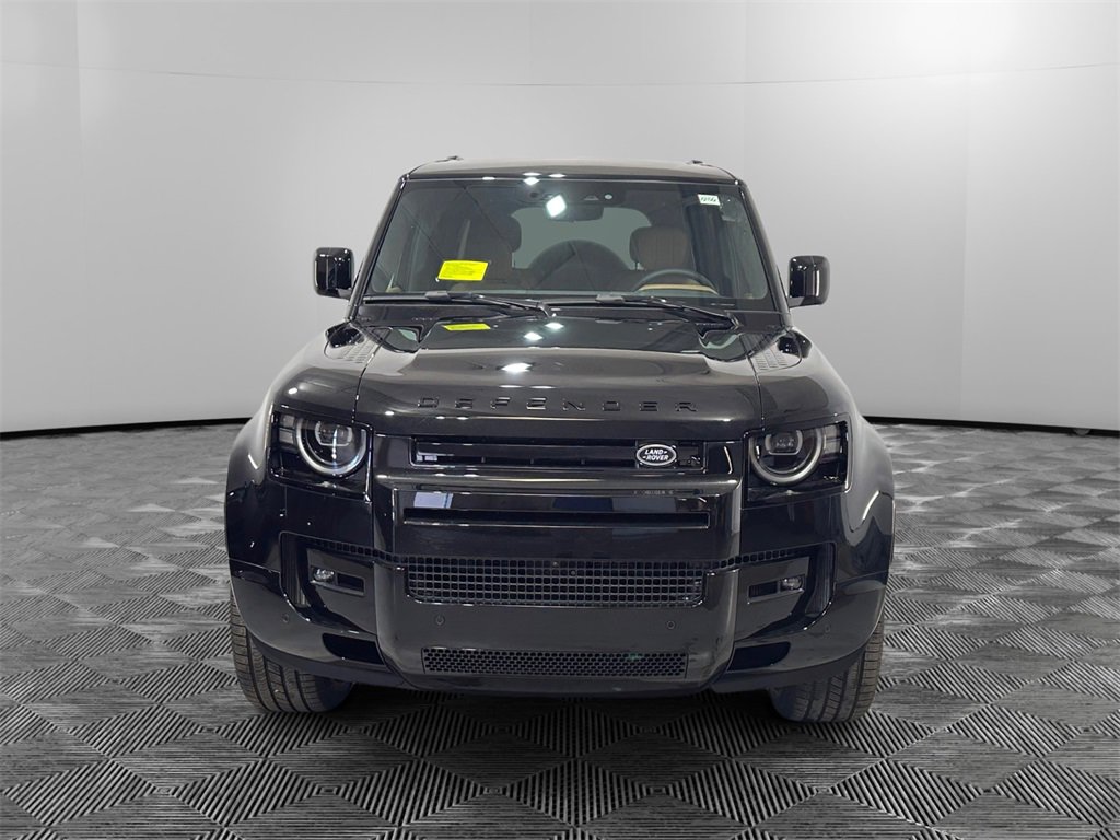 New 2026 Land Rover Defender 130 V8 image 8