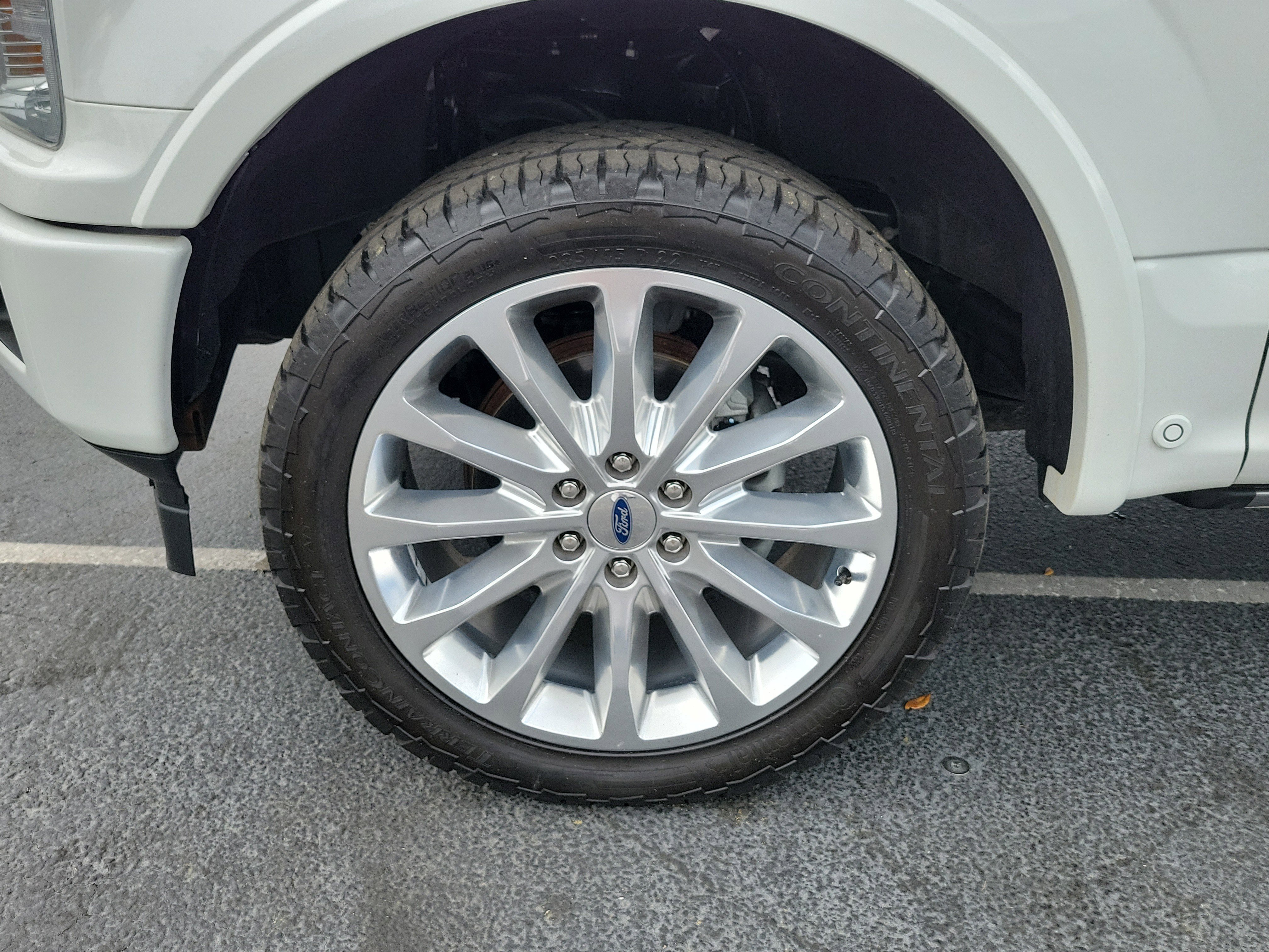 Certified 2020 Ford F150 Limited w/ Trailer Tow Package image 5