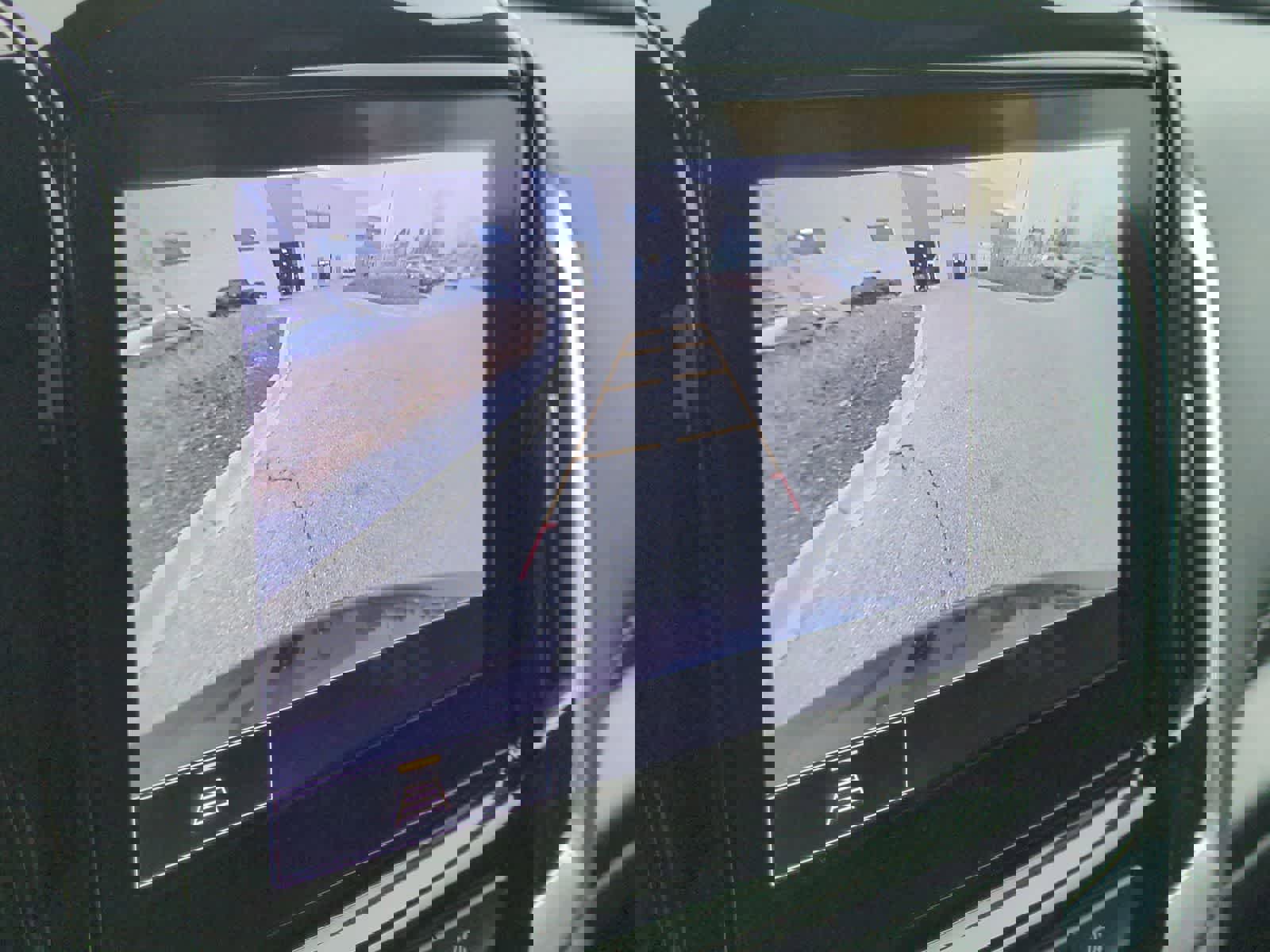 Used 2023 Chevrolet Traverse LT image 29