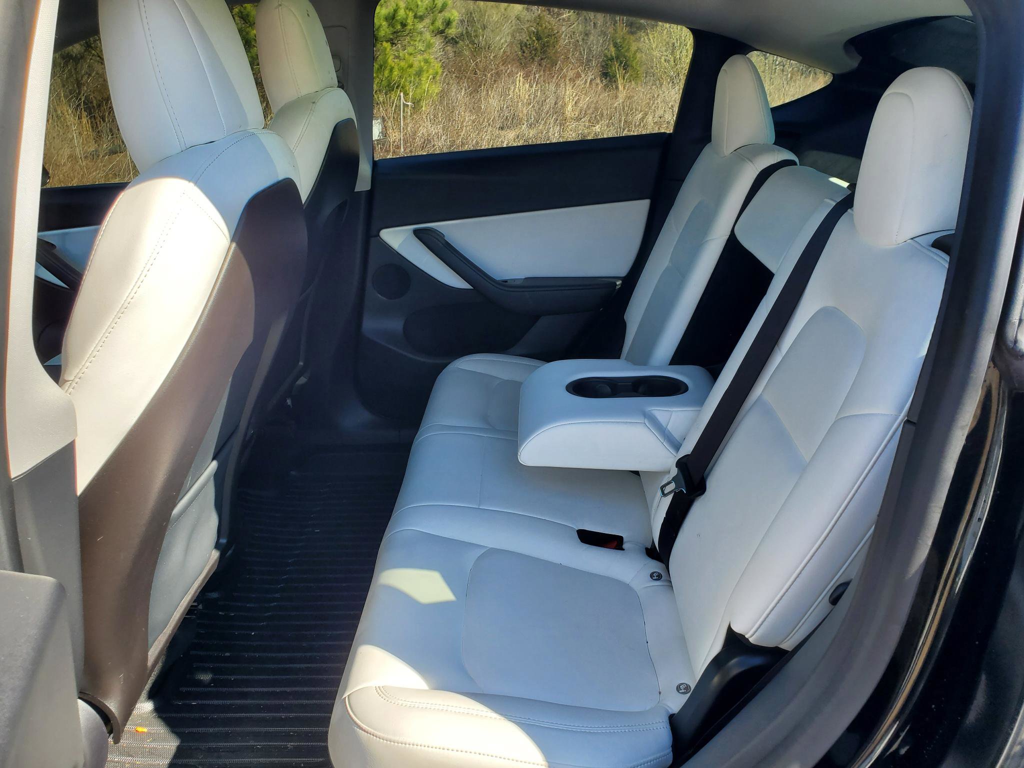 Used 2020 Tesla Model Y Long Range image 35