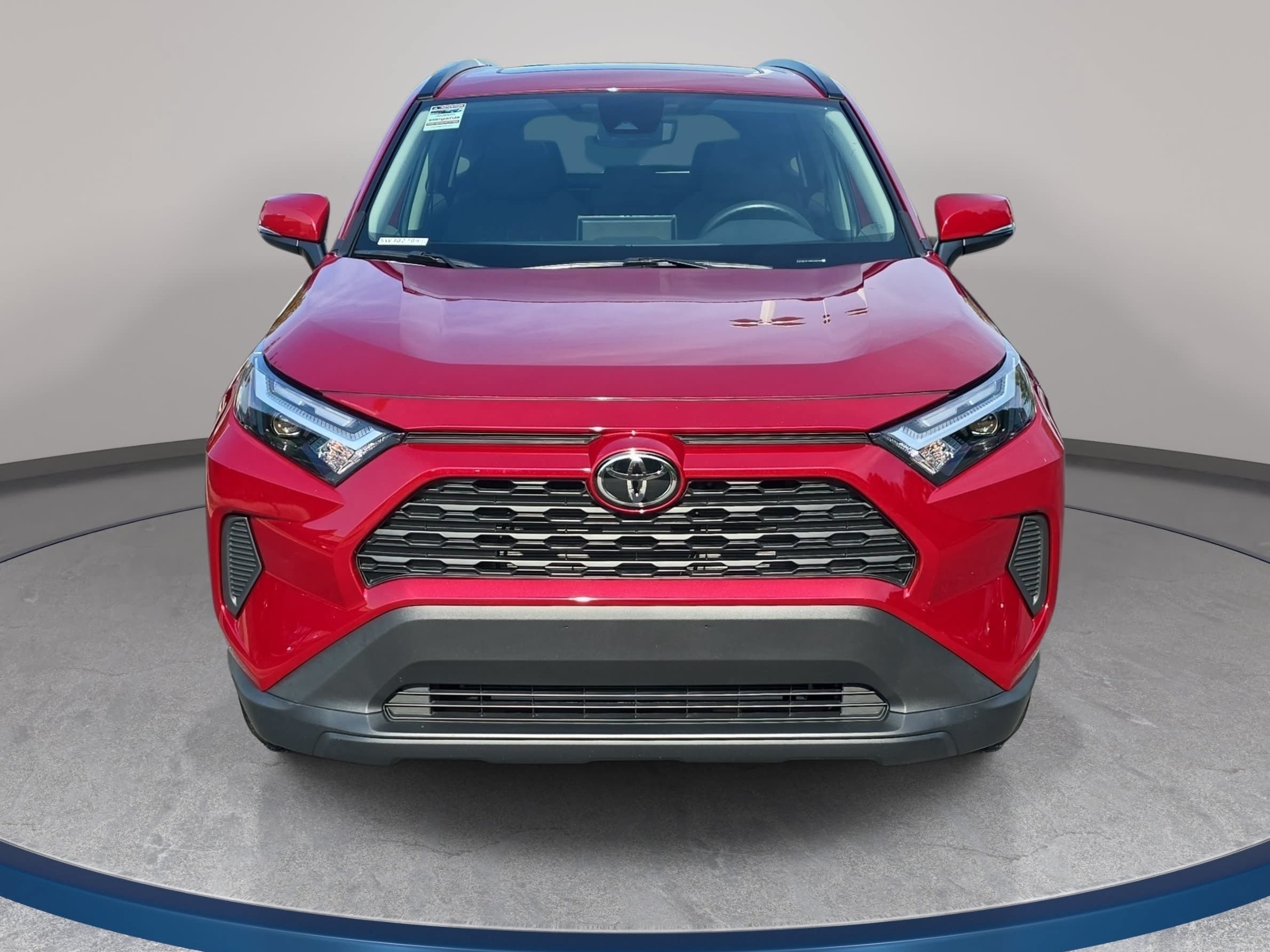 Used 2025 Toyota RAV4 XLE w/ Convenience Package FWD image 2