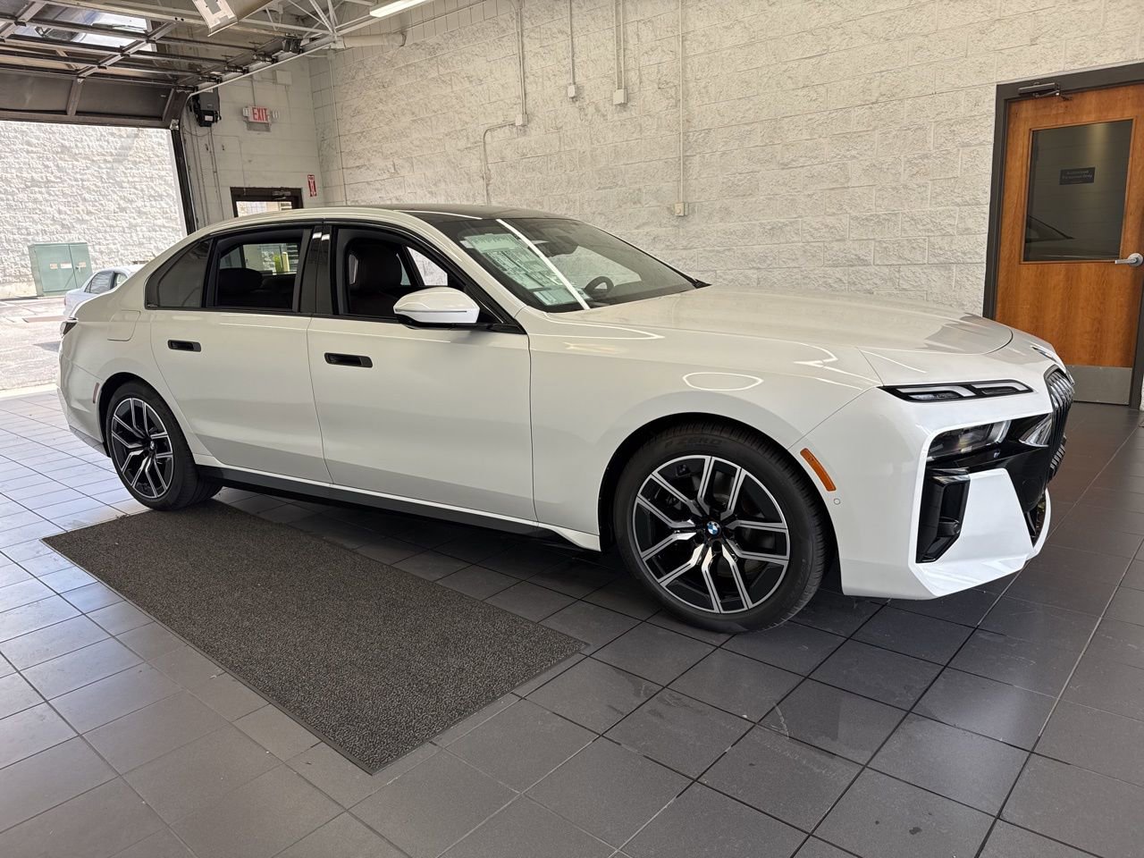 New 2026 BMW 740i xDrive