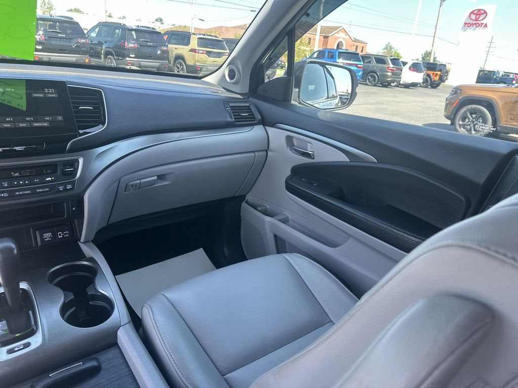 Used 2019 Honda Pilot EX-L image 11