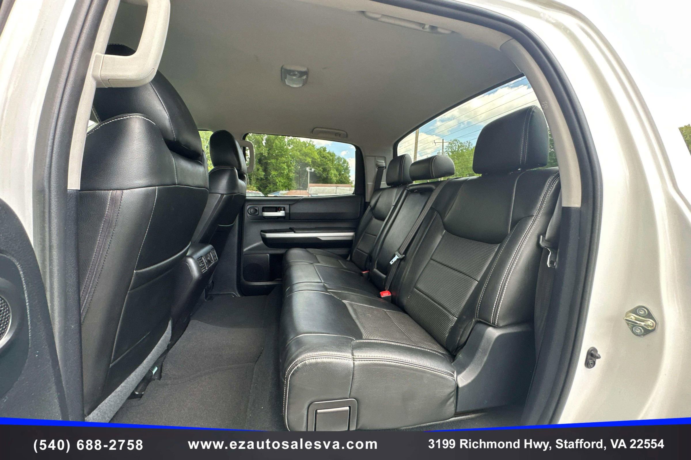Used 2015 Toyota Tundra SR5 w/ SR5 Upgrade Package AWD/4WD image 25