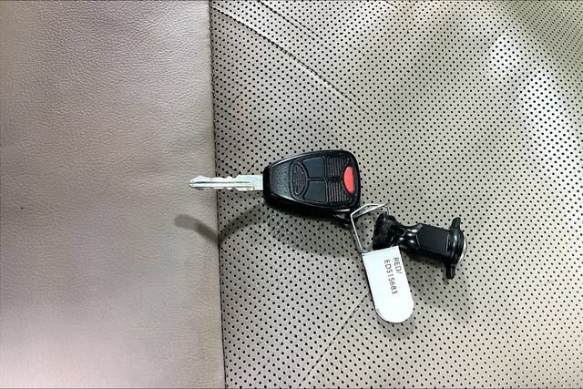 Used 2014 Jeep Compass Limited w/ Sun/Sound Group FWD image 30