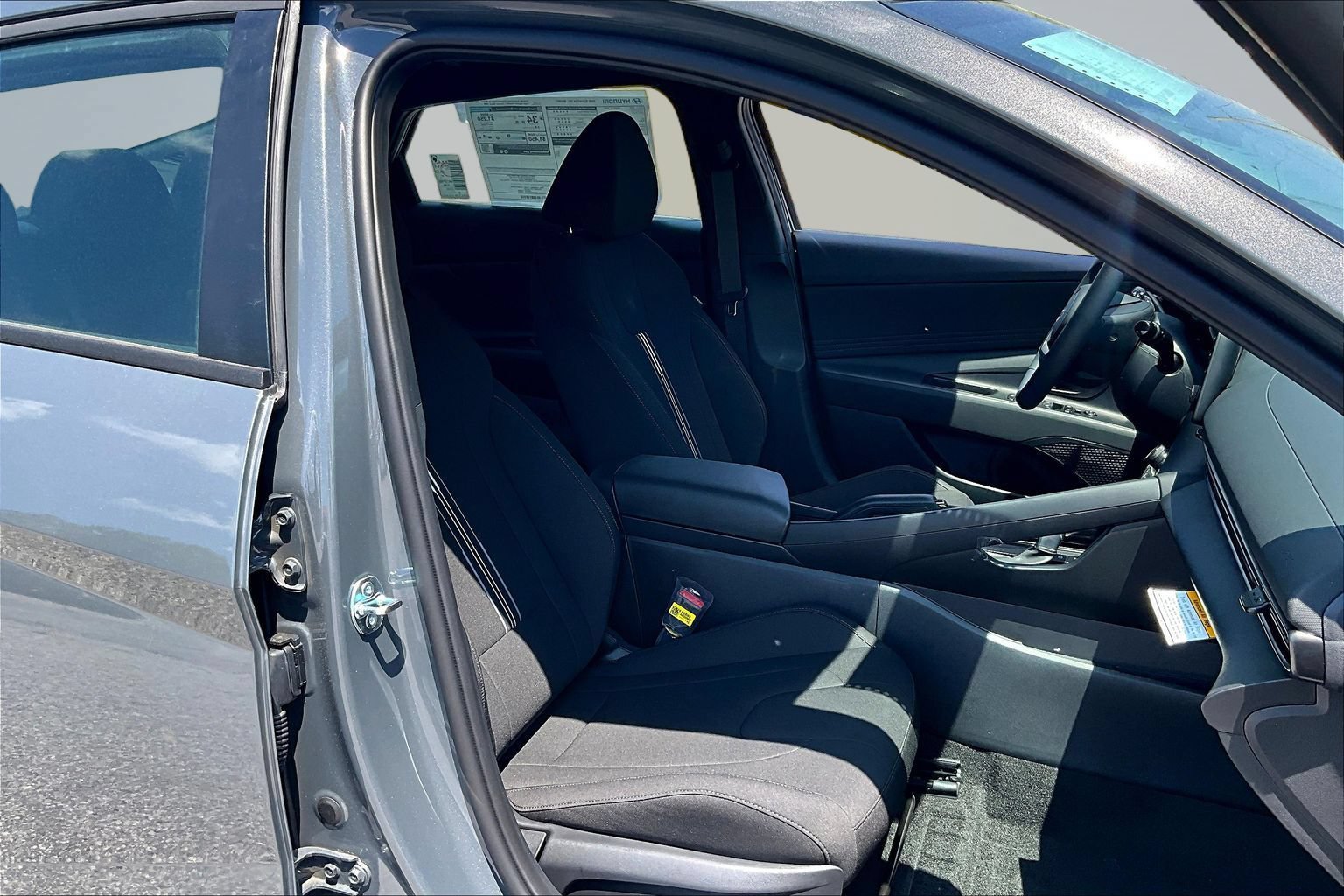 New 2026 Hyundai Elantra SEL Sport FWD image 8