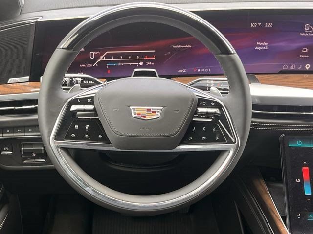 New 2026 Cadillac Escalade Platinum Sport w/ LPO, ONYX Package AWD/4WD image 12