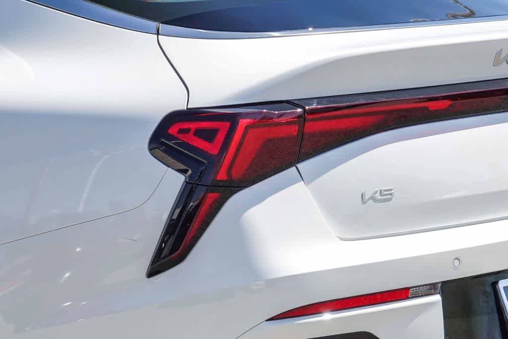 Certified 2025 Kia K5 GT-Line w/ GT-Line Premium Package FWD image 7