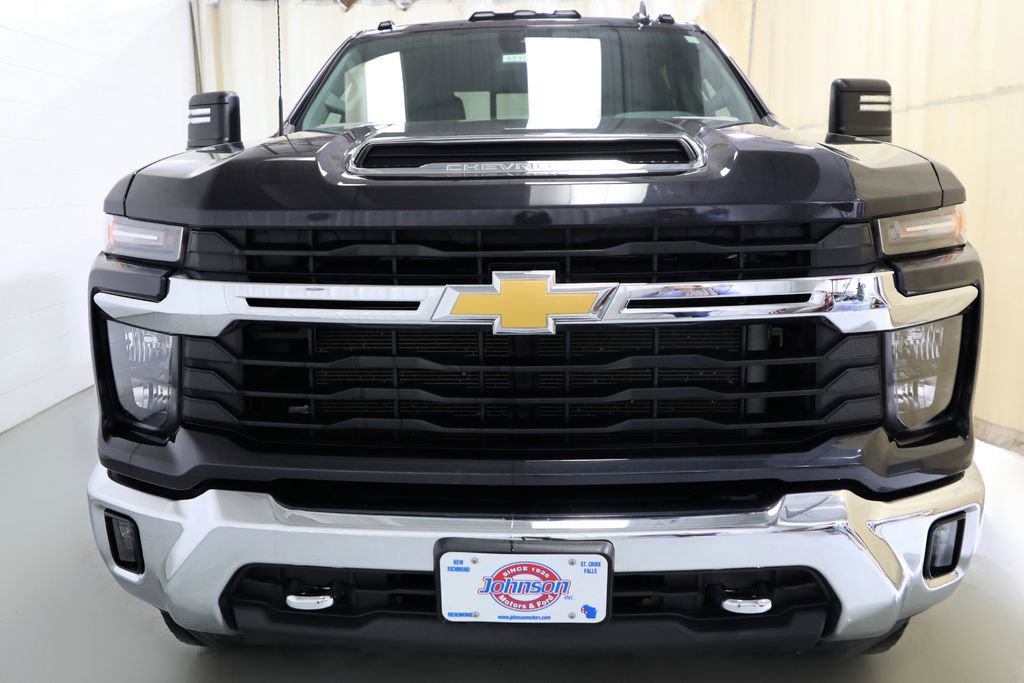 Used 2024 Chevrolet Silverado 2500 LT image 17