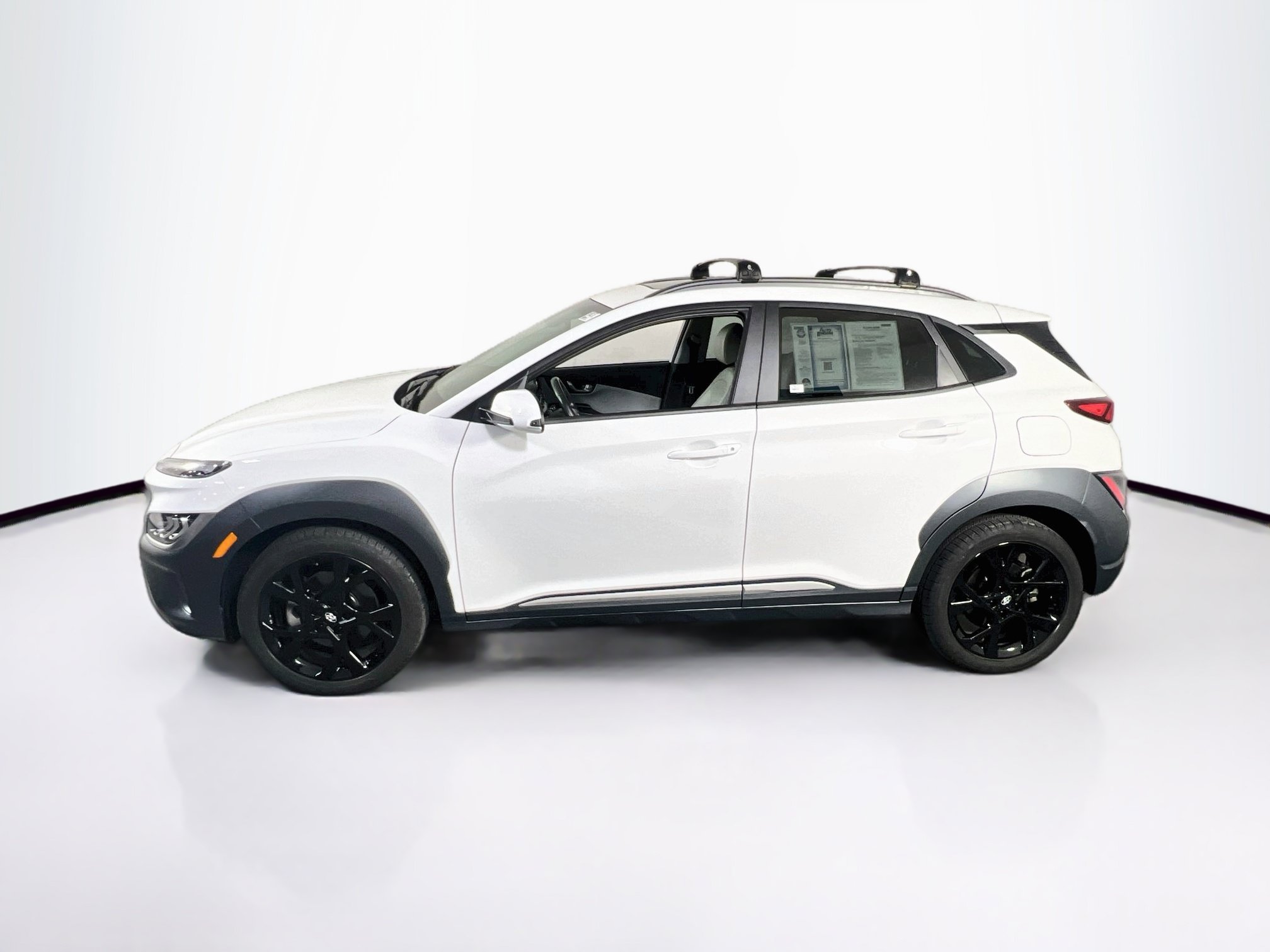 Used 2023 Hyundai Kona Limited AWD/4WD image 8