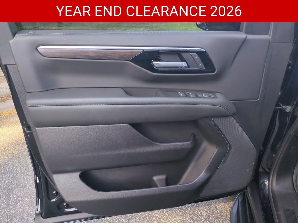New 2026 Chevrolet Suburban LS w/ LS Custom Edition AWD/4WD image 13