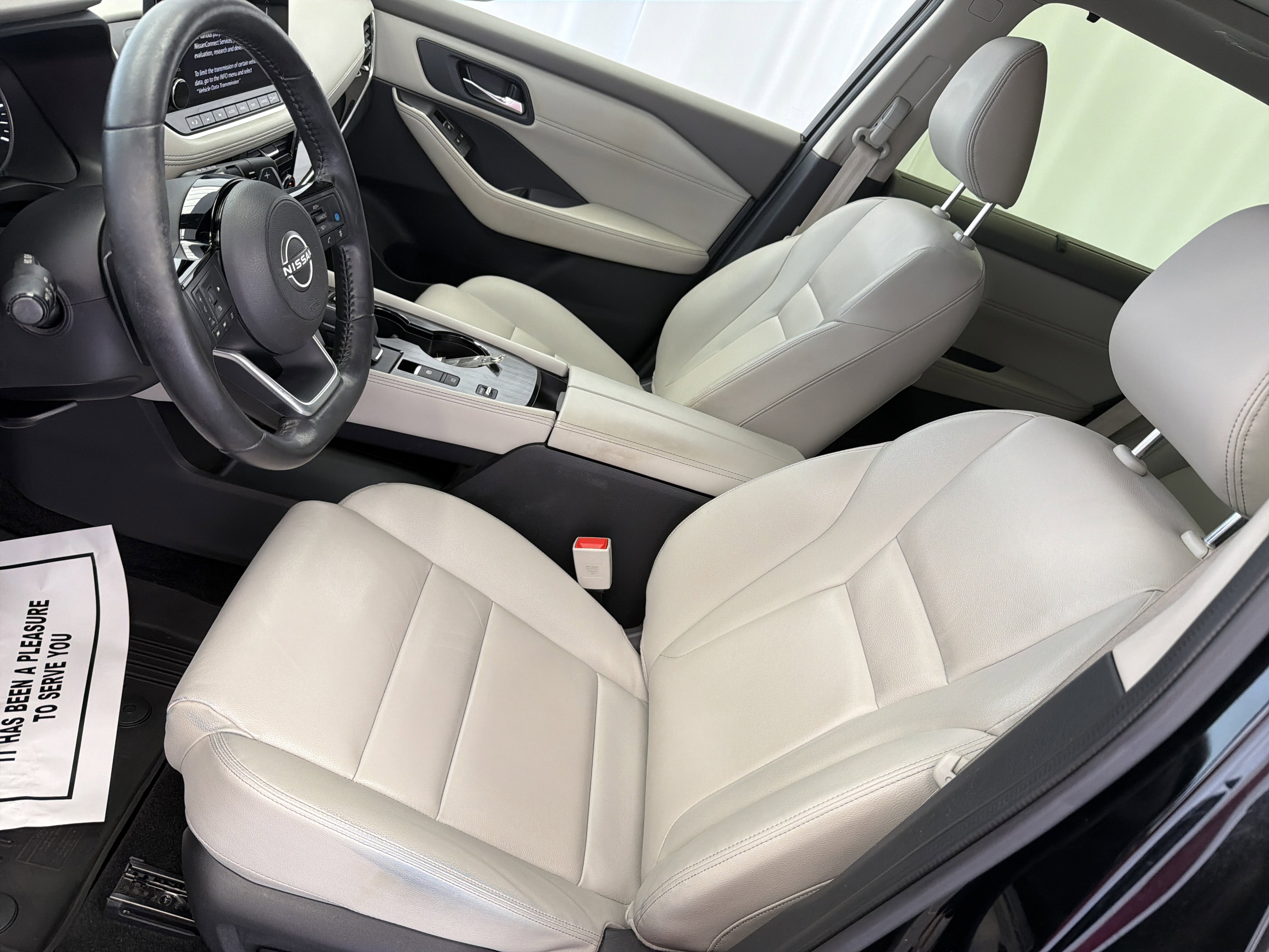 Used 2023 Nissan Rogue SL w/ SL Premium Package image 14