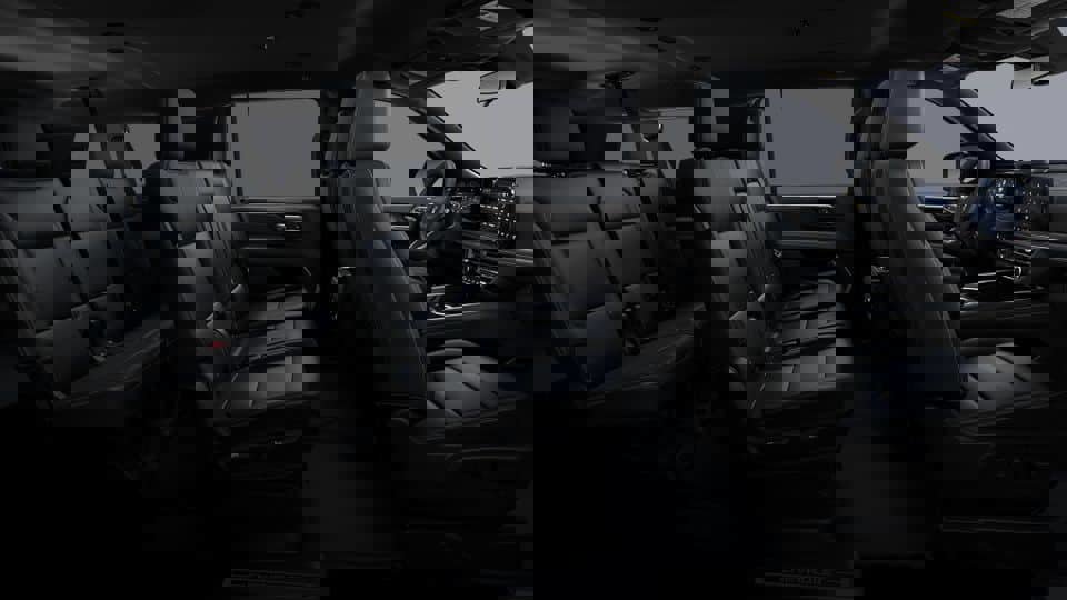 New 2026 Chevrolet Suburban LT image 10