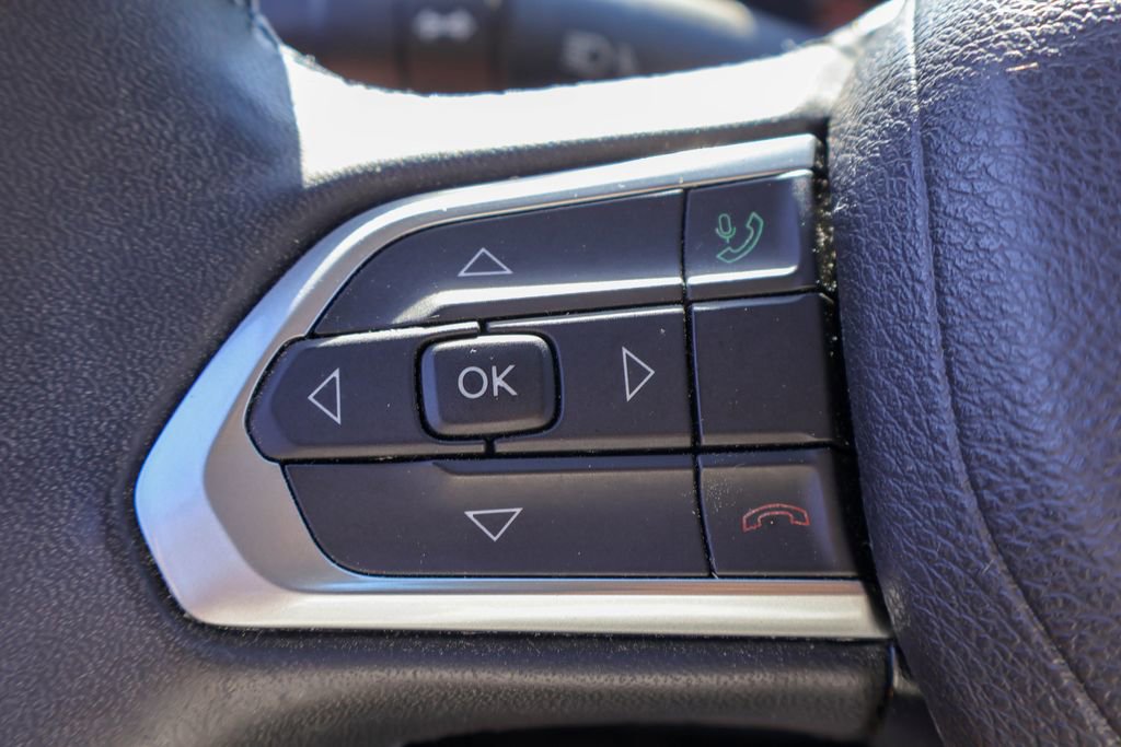 Used 2022 Jeep Compass Latitude FWD image 12