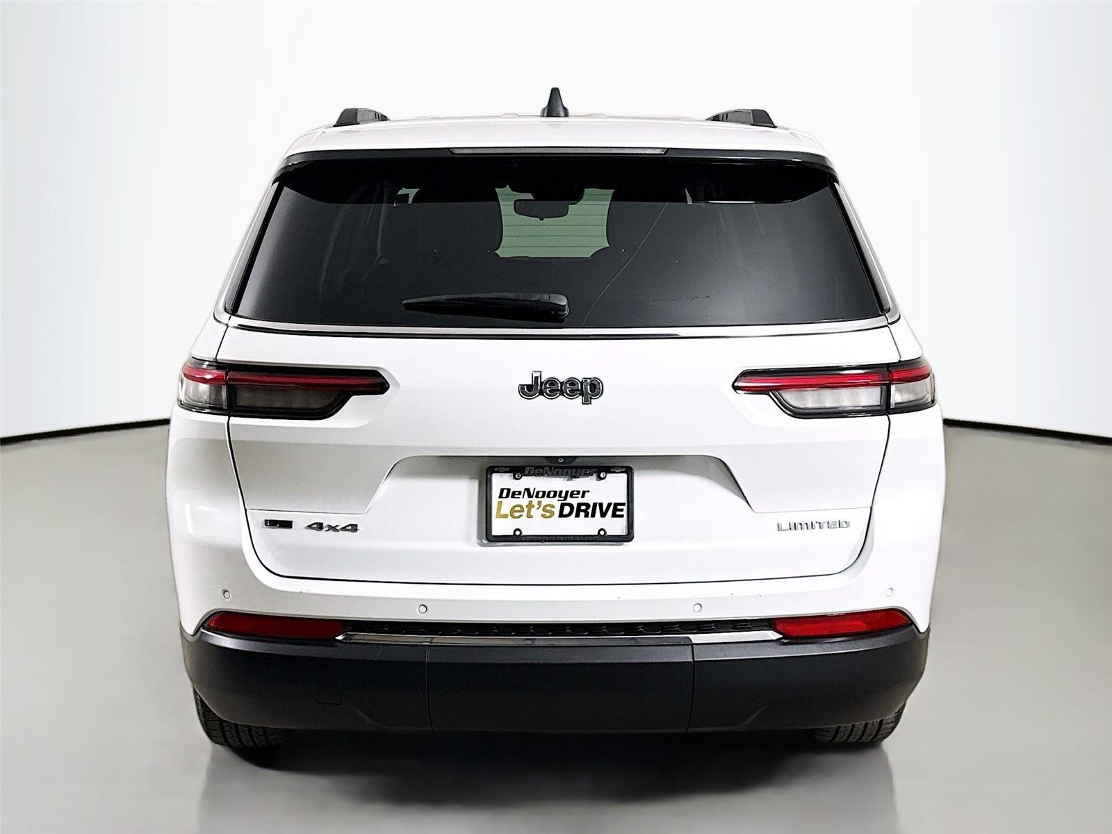 Used 2022 Jeep Grand Cherokee L Limited image 7