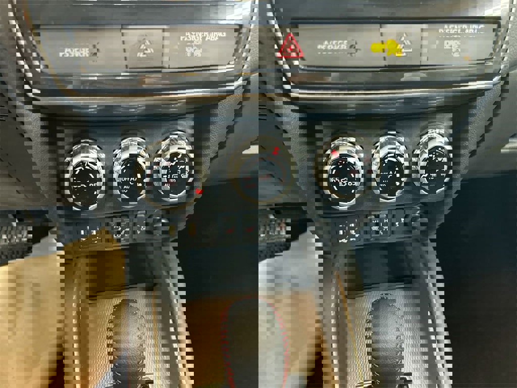 New 2025 Mitsubishi Outlander Sport LE image 18