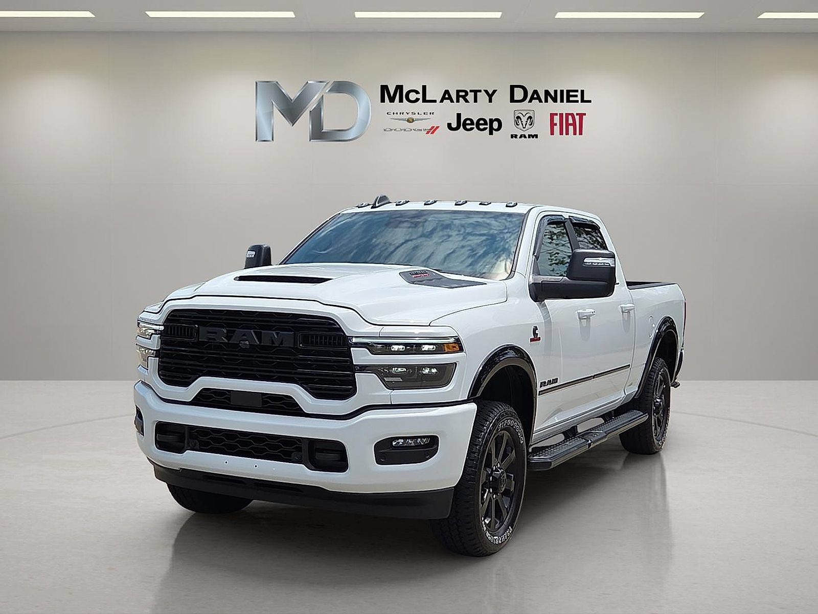 Used 2026 RAM 2500 Laramie w/ Night Edition AWD/4WD image 2