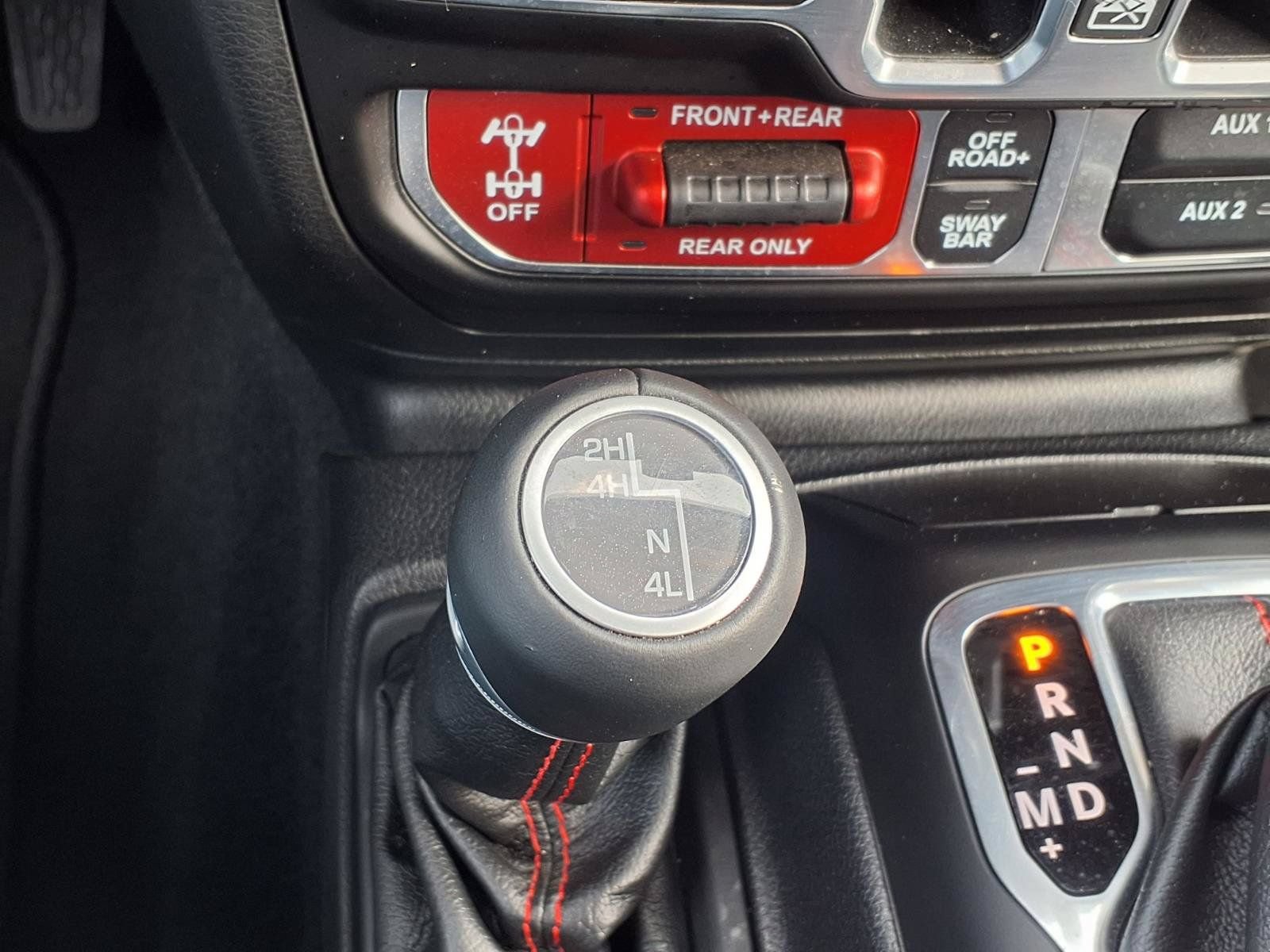 Used 2020 Jeep Gladiator Rubicon AWD/4WD image 15