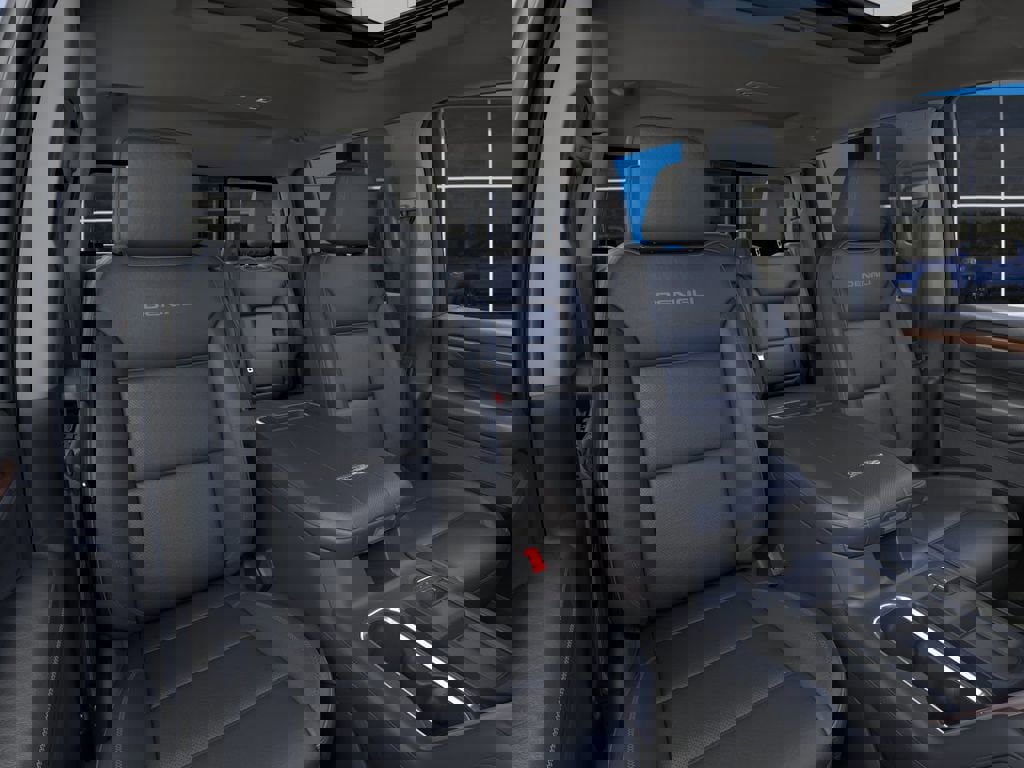 New 2025 GMC Sierra 2500 Denali w/ Denali Reserve Package image 17