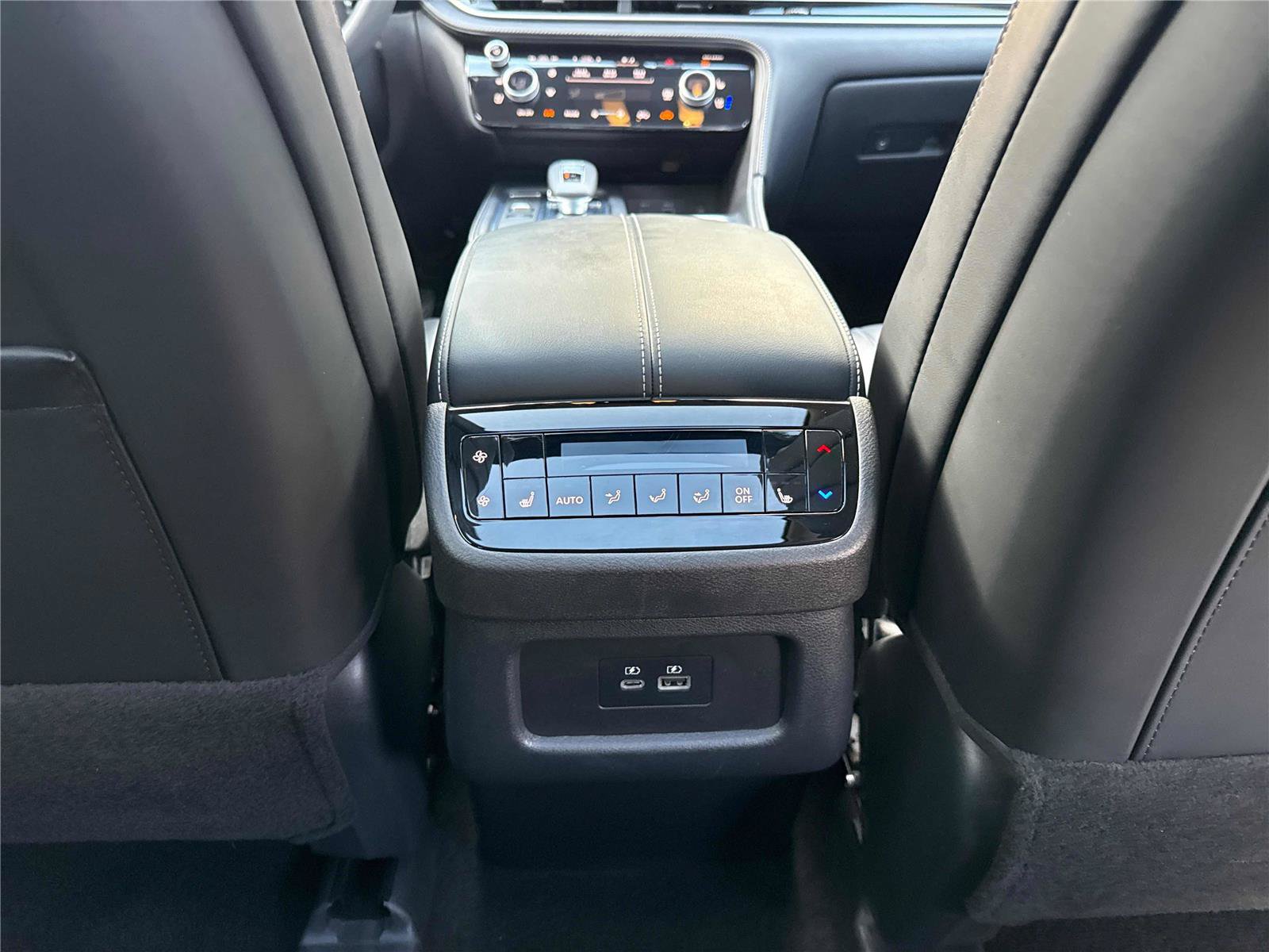Used 2025 INFINITI QX60 Luxe FWD image 29