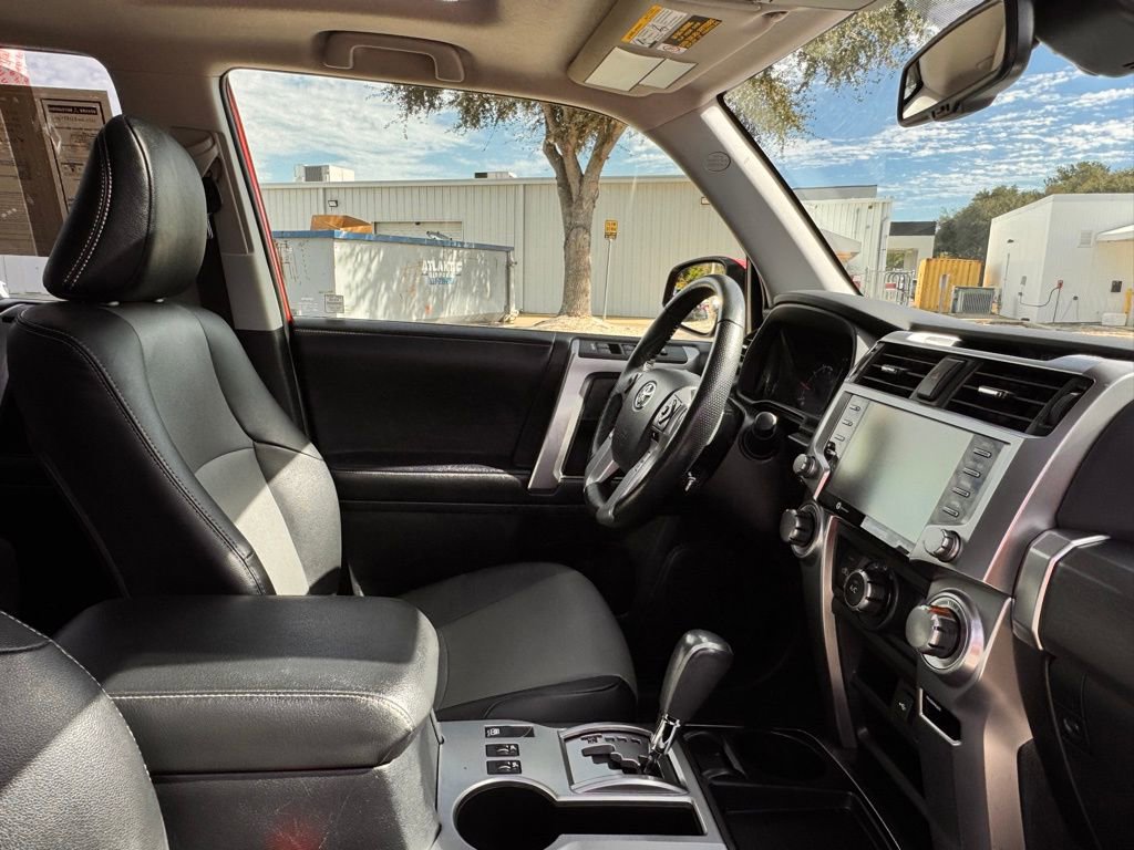 Used 2023 Toyota 4Runner SR5 Premium w/ Moonroof Package image 33