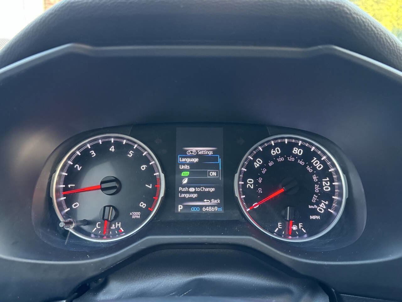 Used 2020 Toyota RAV4 LE image 23