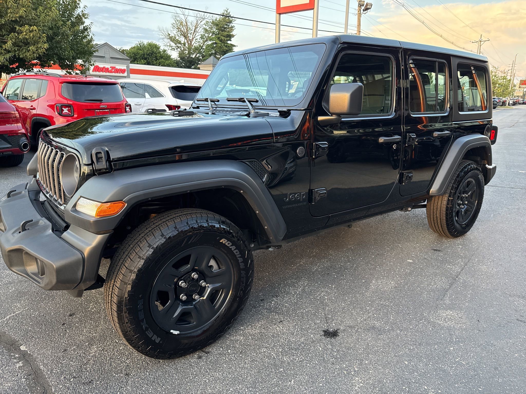 Used 2024 Jeep Wrangler Sport image 8