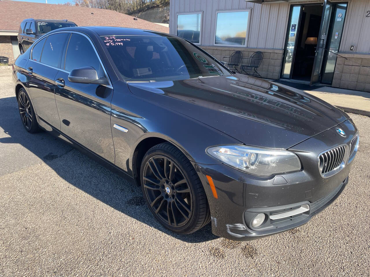 Used 2015 BMW 528i 528i 4dr Sedan image 2