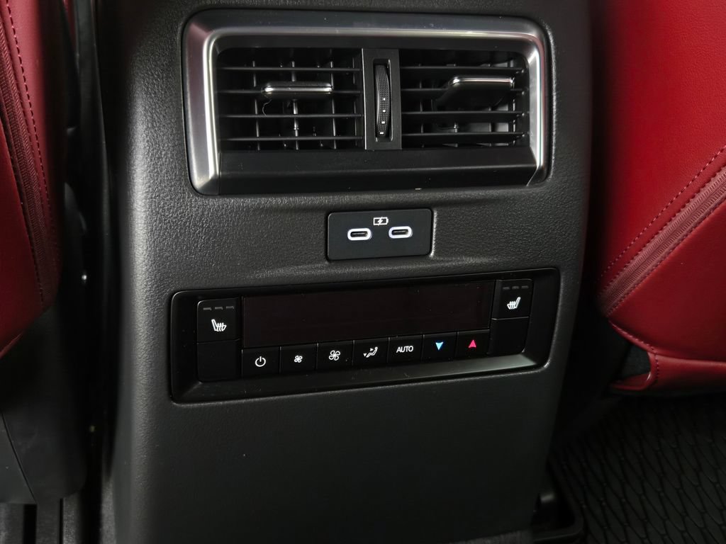 Certified 2026 MAZDA CX-70 3.3 Turbo S w/ Premium Package AWD/4WD image 14
