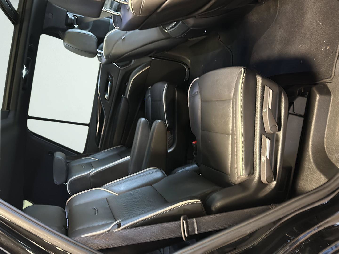 Used 2024 Cadillac Escalade Sport AWD/4WD image 16