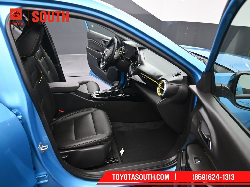 Used 2025 Chevrolet Trax ACTIV w/ Driver Confidence Package image 27