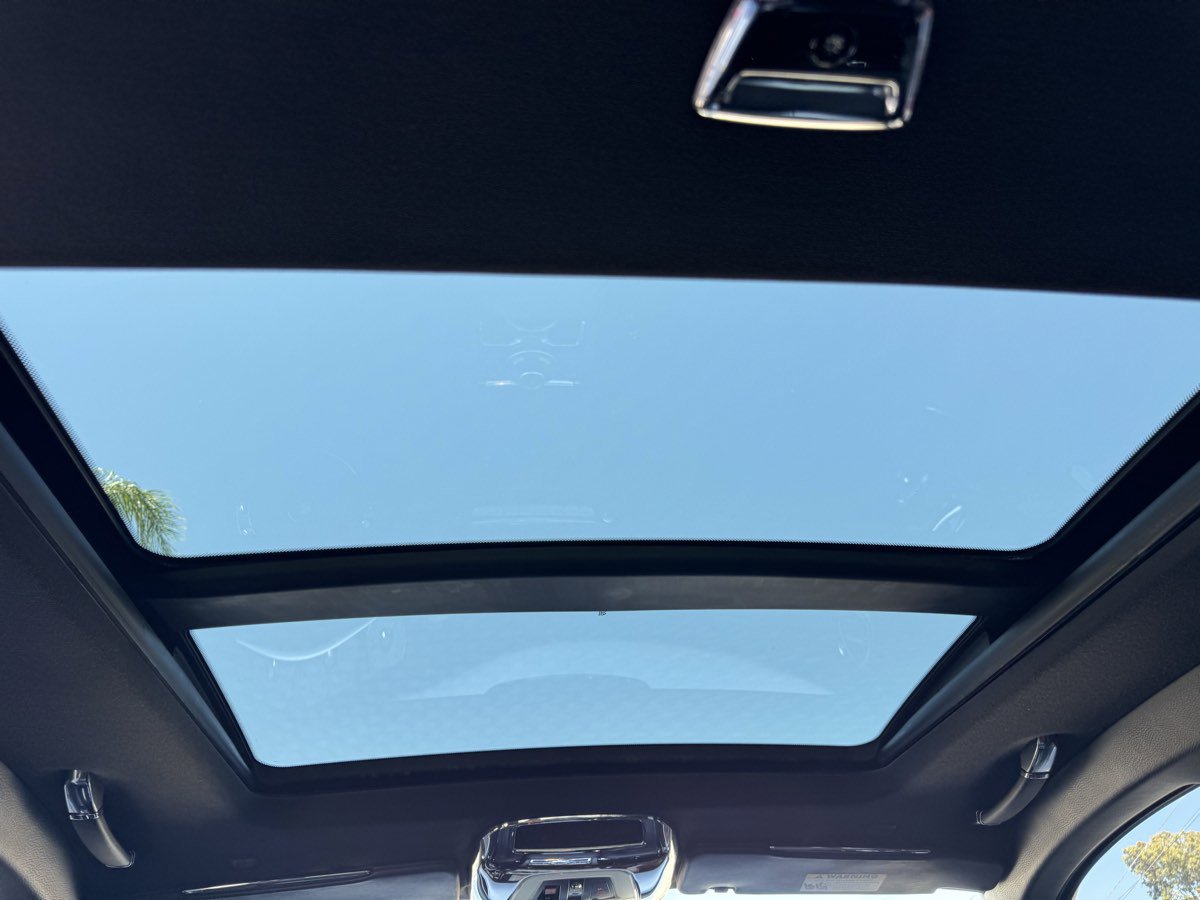 Used 2014 Rolls-Royce Ghost RWD image 28