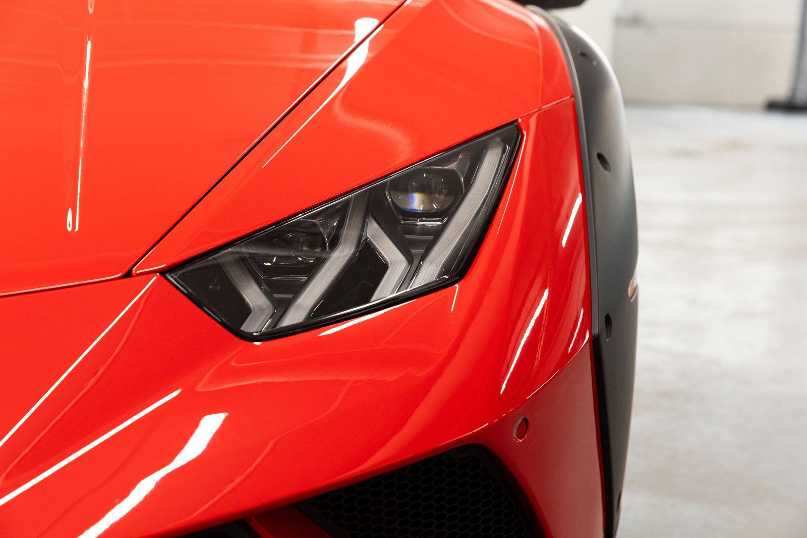 Used 2023 Lamborghini Huracan Sterrato image 8