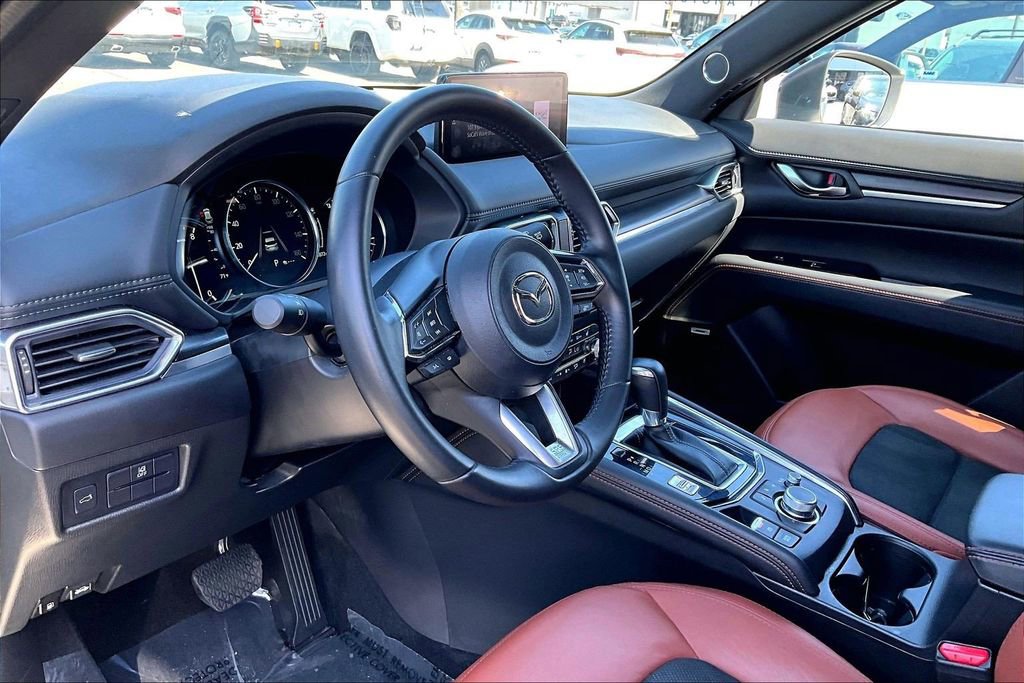 Certified 2024 MAZDA CX-5 Carbon Edition image 9