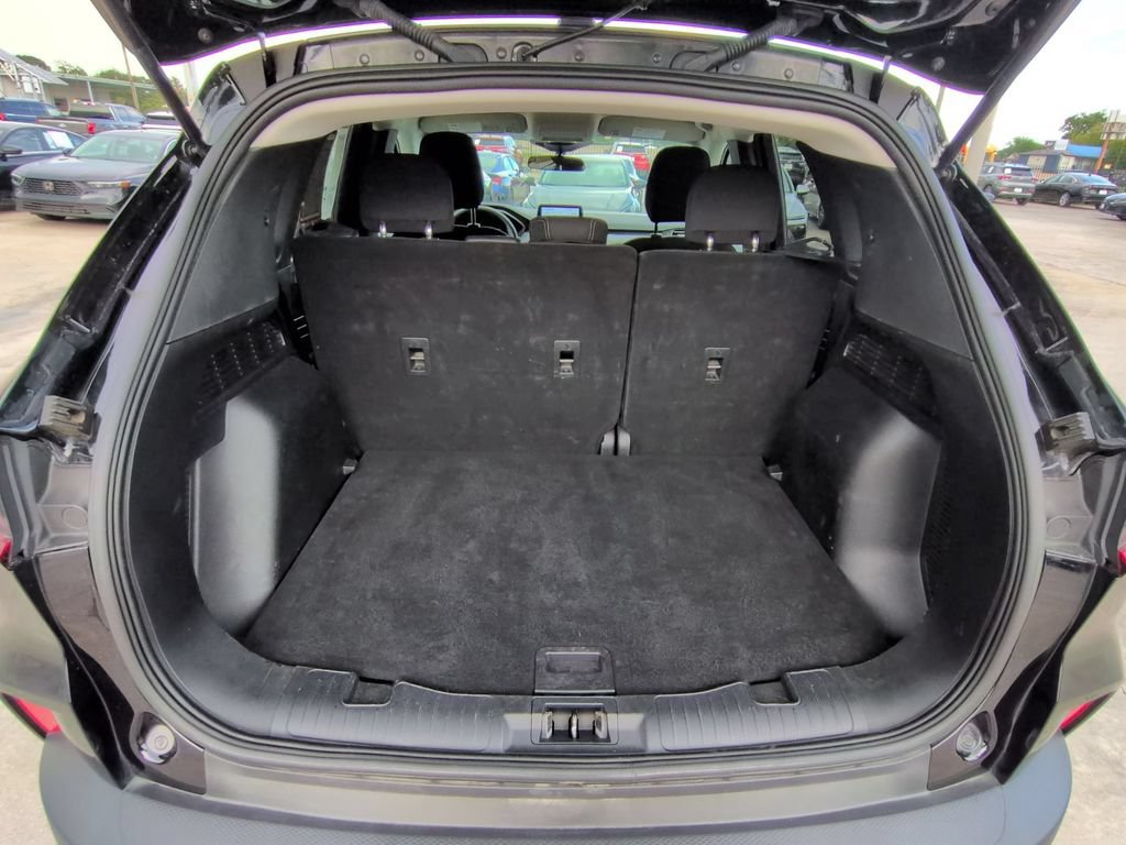 Used 2025 Ford Escape Active AWD/4WD image 28